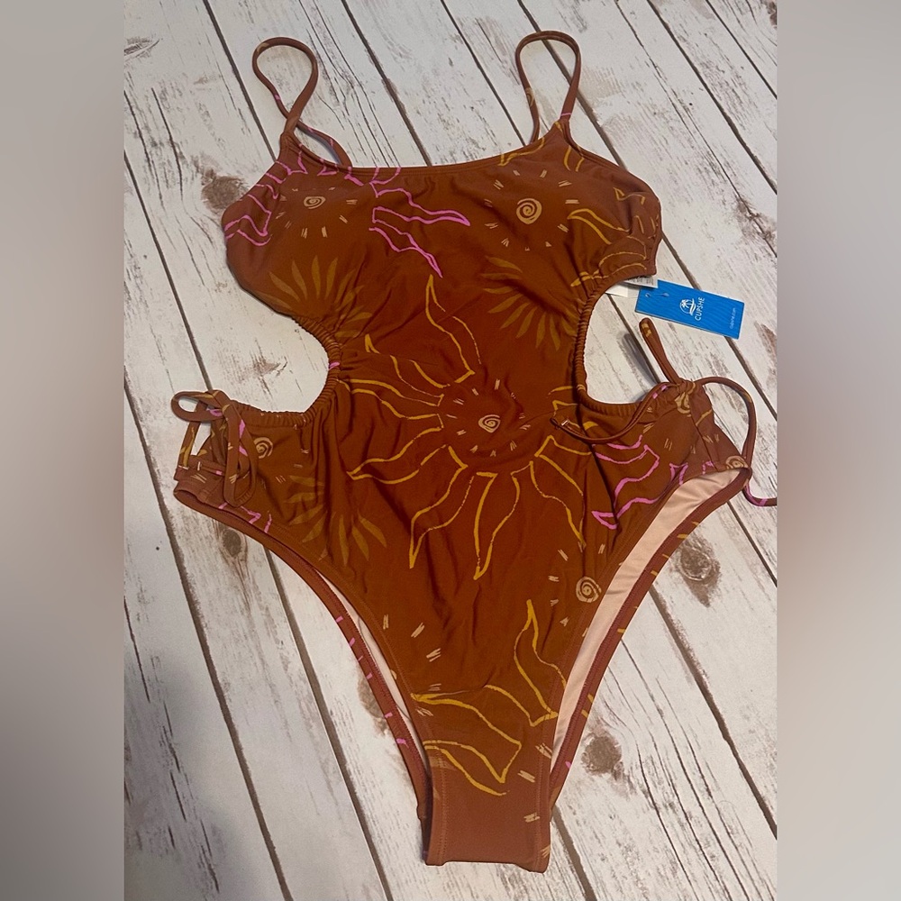 NWT Cupshe Sunburst Women’s One Piece Swimsuit
